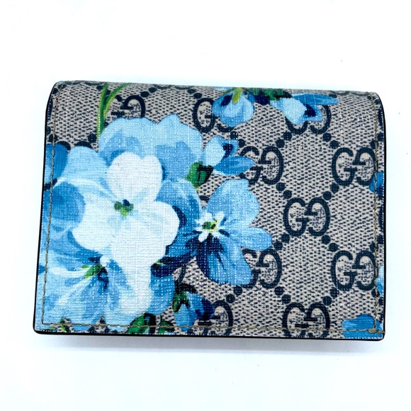 Gucci Handbags - Gucci GG Monogram coated leather Supreme Blooms Blue bifold wallet/hard to find!